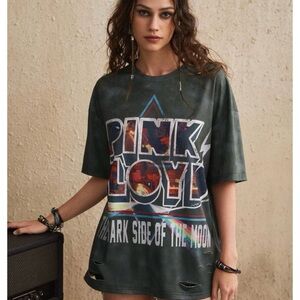 Pink Floyd Graphic Tee in Black